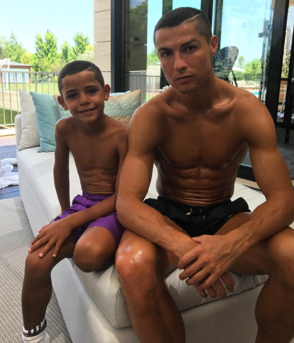 Cristiano Ronaldo Cristiano Ronaldo